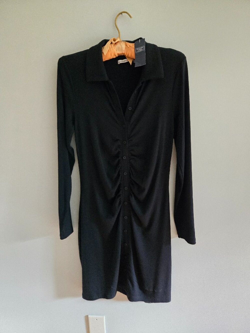 Abercrombie & Fitch Black Knit Long Sleeved Dress, Size M, NWT